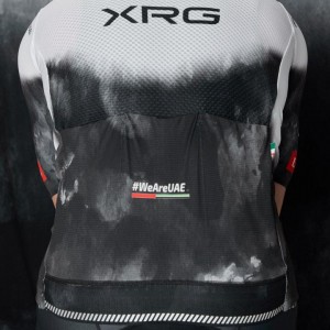 Bekleidung Herren Pissei UAE Team Emirates 2025 trikot